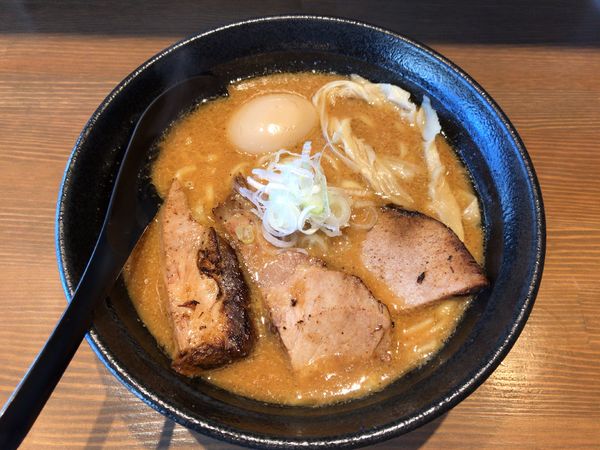 「味玉味噌らーめん(850円)」@みそ専門 麺処いずみの写真