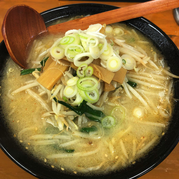 「味噌ラーメン　750円」@手打ちラーメン 鈴音の写真