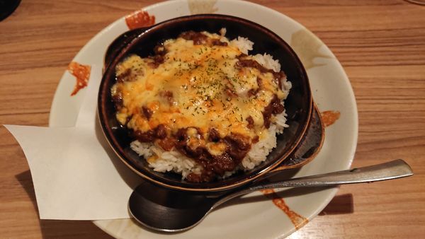 「燻製キーマカレー　７２０円＋消費税」@燻製工房 新宿三丁目店の写真
