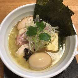 鶏白湯光の葉らーめん
