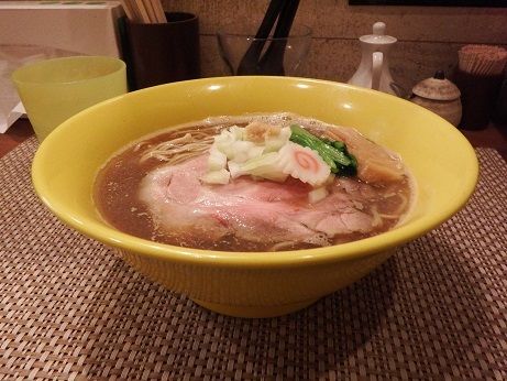 「煮干しらーめん（醤油）」@惠本将裕 神泉店の写真