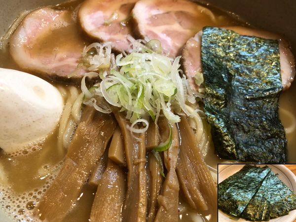 「らーめん（大）＋チャーシュー＋のり」@麺屋吉左右の写真