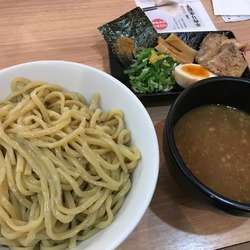 超濃厚魚介豚骨つけ麺（大盛・あつもり）