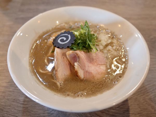 「コイニボメン…800円」@ニボシラァメン コハクの写真