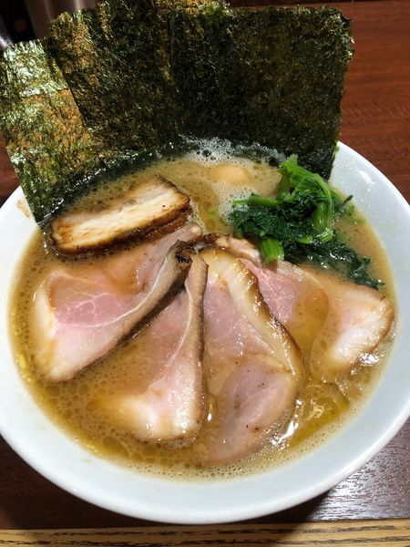 「チャーシュー麺並、硬め濃いめ」@伝家の写真
