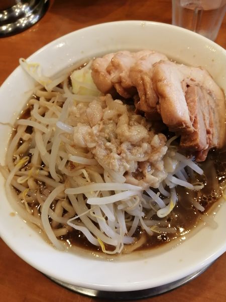 「小ラーメン＋豚マシ」@麺屋穴場の写真