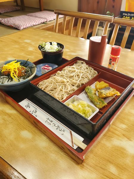 「もりそば・ミニイクラ丼セット(９９０円)」@巴屋の写真