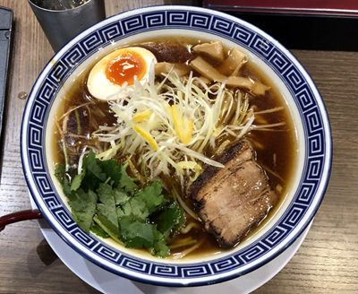 「醤油じゃんがら（880円）」@東京じゃんがら 丸の内店の写真