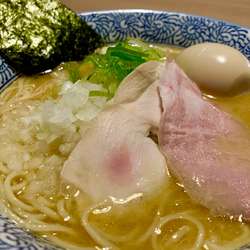 煮干し鶏白湯そば