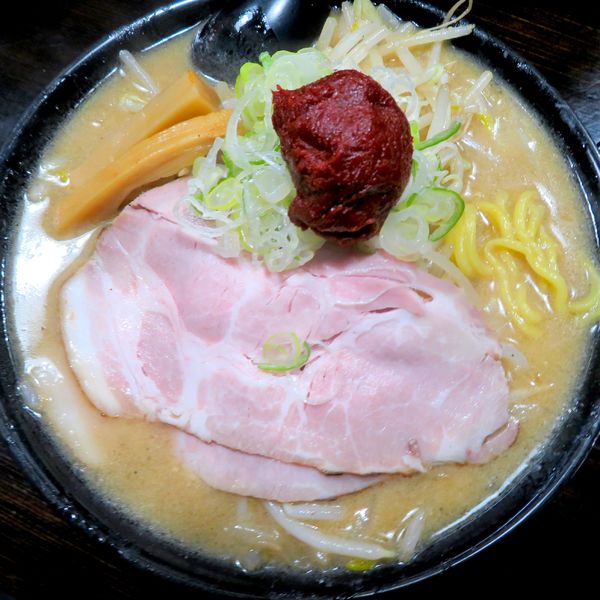 「炎の濃厚味噌＋激辛玉（900円）」@麺匠 茜ノ舞の写真