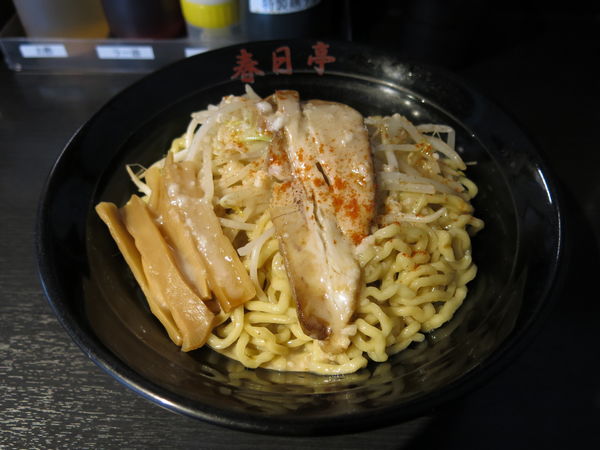 「鳥豚油そば(中盛)：790円」@油そば 春日亭 神田店の写真