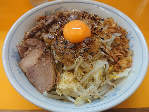 「ラーメン（少なめ） 、汁なし」@ラーメンエース 八王子店の写真