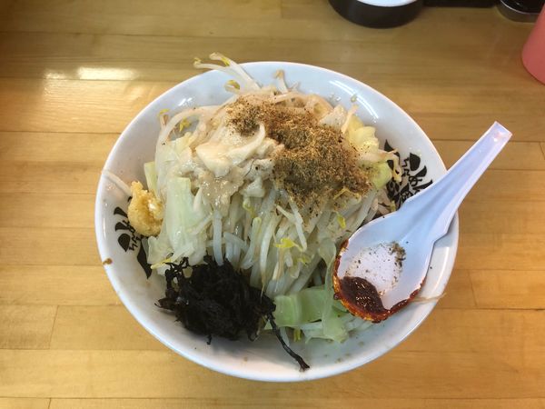 「得・汁なし」@らーめん志恩の写真