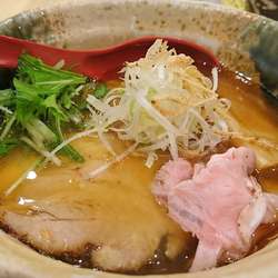 【昼】焼きあご塩らー麺