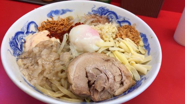 「まぜそば」@ジャンクガレッジ 北浦和店の写真