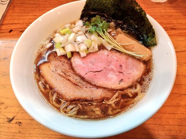 「きまぐれ限定 煮干醤油そば」@麺屋 シロサキの写真