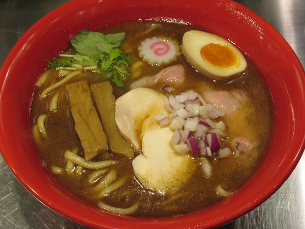 「醤油SOBA（690円）」@荒節中華にはらいの写真