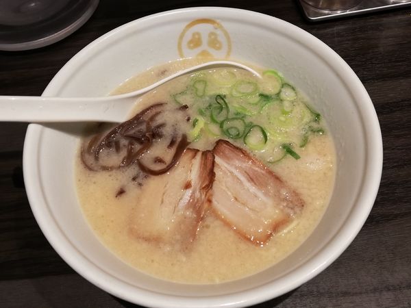 「TONKOTSU とんこつ」@TOKYO豚骨BASE MADE by 博多一風堂 成田空港第2ターミナル店の写真