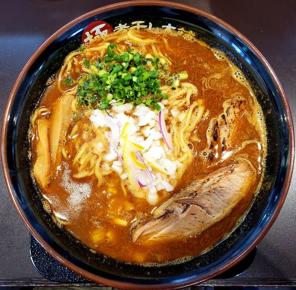 「辛煮干し豚骨ラーメン大盛(大辛)」@極煮干し本舗 フォレストモール甲斐竜王店の写真
