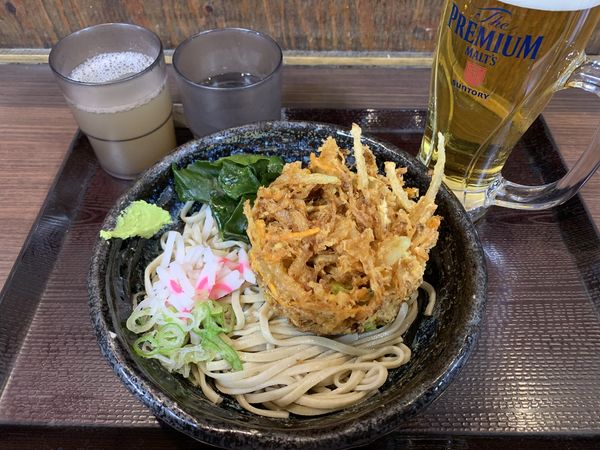 「天ぷらそば430+生200＝630円」@嵯峨谷 歌舞伎町店の写真