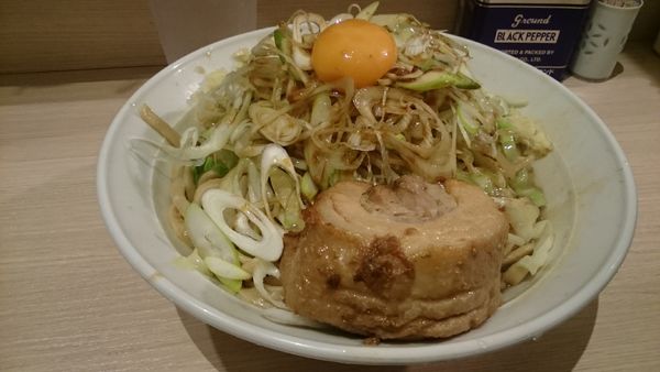 「汁なし４００ｇ・ねぎ・しょうが(野菜カラメ)￥９００」@麺屋 味方の写真