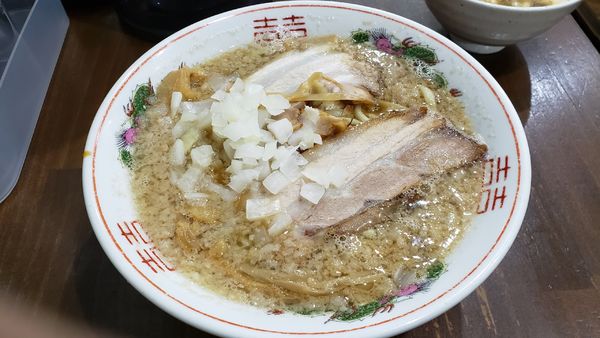 「背油中華そば740円」@新潟発祥 なおじ 御茶ノ水店の写真