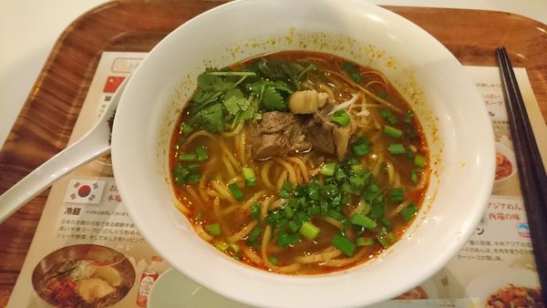 「牛肉麺、トムヤムクンヌードル、ラグマン、フォー、チキンラーメ」@NOODLES BAZAAR -ワールド麺ロード-の写真