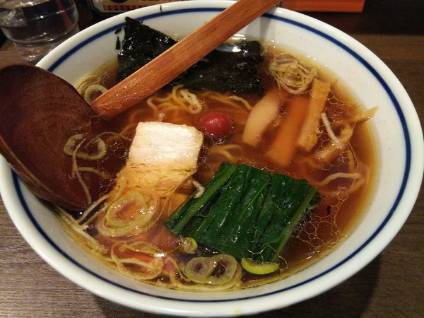 「正統派しょう油らぁ～めん」@卯屋の写真