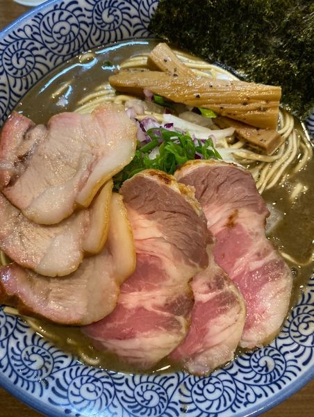 「チャーシュー極上濃厚煮干しそば」@煮干しつけ麺 宮元の写真