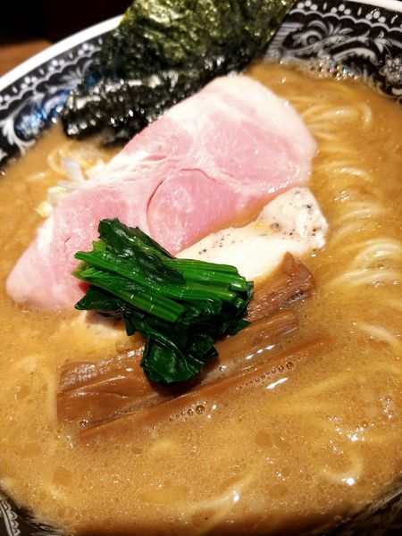 「醤油麺コクにごり」@麺肴 ひづきの写真