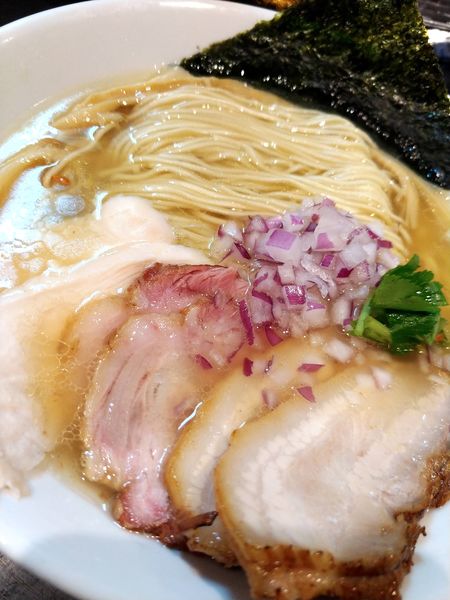 「塩チャーシューそば」@つけ麺 中華そば アンタイNOODLESの写真