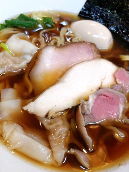 「特製手揉み中華そば」@らぁ麺 川たかの写真