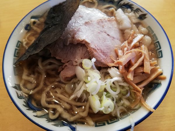 「中華そば小盛」@ケンちゃんラーメン 余目店の写真