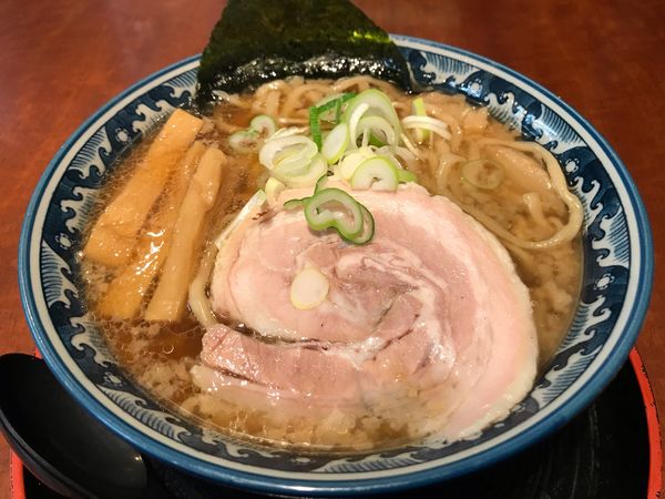 「パワー系中華そば　750円」@節系とんこつらぁ麺 おもとの写真