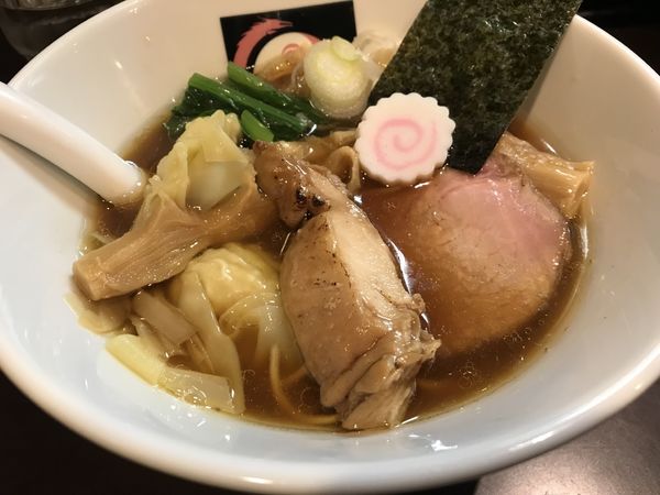 「ワンタン中華そば 1,000円」@おおぜき中華そば店の写真