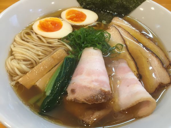 「大山鶏中華蕎麦＋味玉＋チャーシュー＋雲丹醤油の卵かけご飯」@麺匠 金衛門の写真