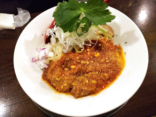 「牛と浅利の塩和えそば～牛のトマト煮をのせて～」@立ち呑み居酒屋 金町製麺の写真