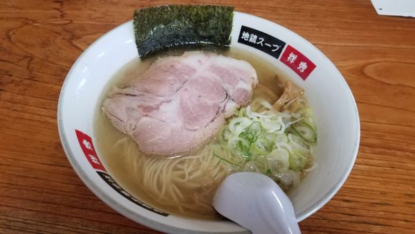 「塩ラーメン」@地鶏中華そば 祥秀の写真