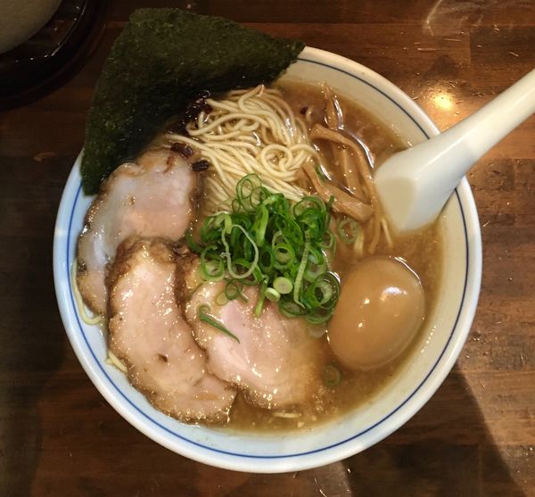 「紫（ゆかり）そば  麺大盛り」@中華そば むらさき山の写真