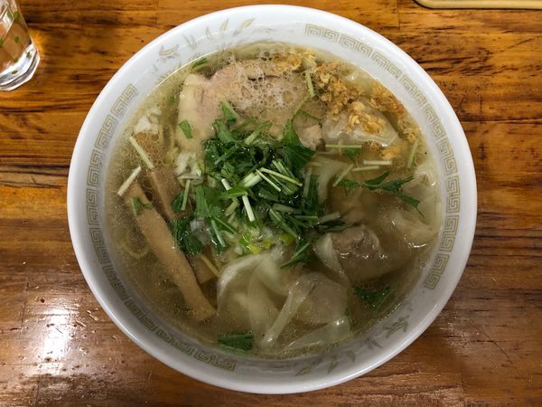 「塩ワンタンメン」@支那そば一麺 豊里店の写真