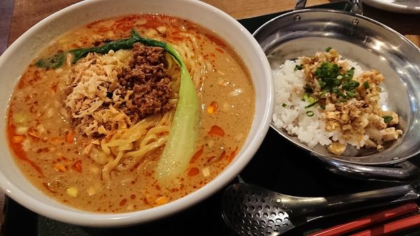 「まかない丼セット(白担々麺+ミニネギ豚丼)」@中国家庭料理 YI-CHANGの写真