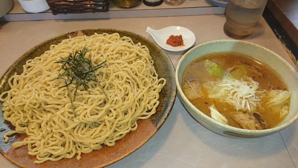 「辛子味噌つけ麺大盛(1100円)」@春木屋 郡山分店の写真
