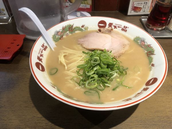 「ラーメン　こってり　大盛り」@天下一品 恵比寿店の写真