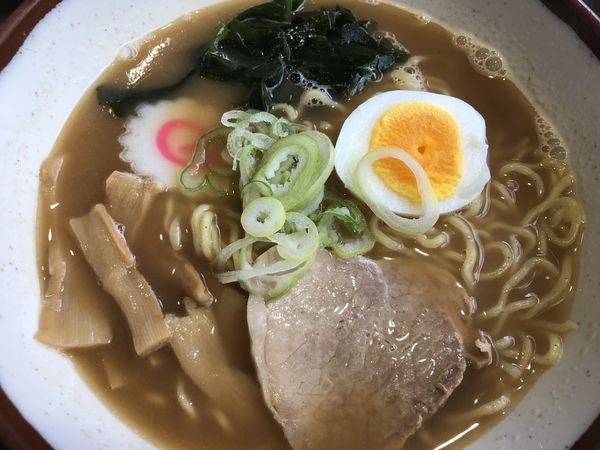 「煮干しラーメン」@名代富士そば 駒込店の写真
