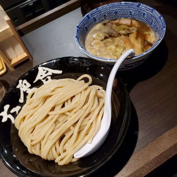 「痺れ 並盛(¥900)」@六厘舎 上野店の写真