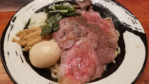 「特製和牛あえ麺　並」@めん屋 いわ輝の写真