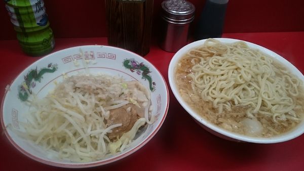 「麺増し・大(ニンニク少しヤサイアブラ)￥８８０」@ラーメン二郎 京急川崎店の写真