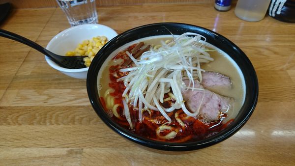 「辛味噌らーめん コーン」@味噌っ子 ふっくの写真