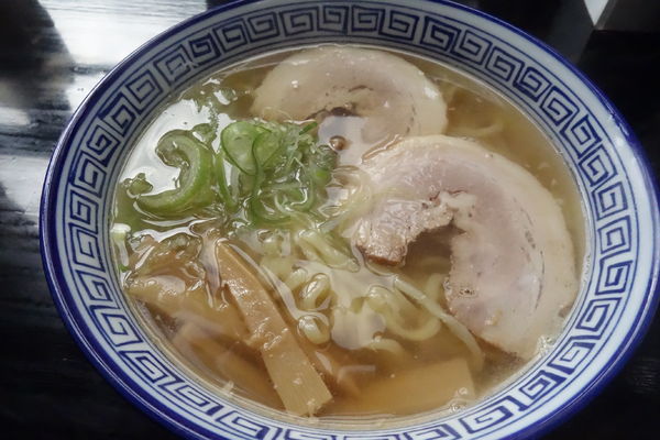 「醤油らーめん」@ウリナム食堂の写真