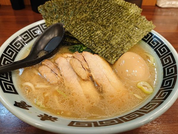 「助らーめん(お得Aトッピング)」@助格家 聖蹟桜ヶ丘店の写真